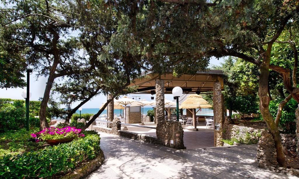 Hotel I Ginepri 3*